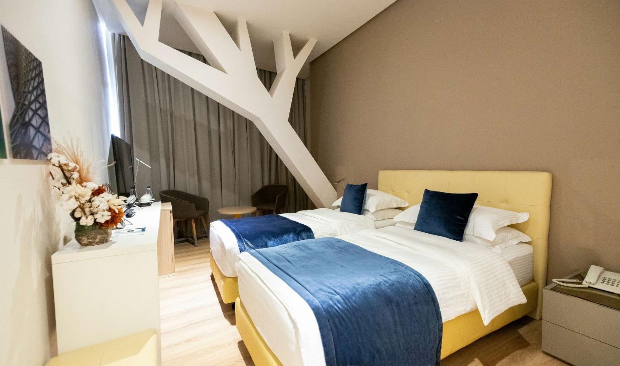 Rinas Best Western Premier Ark Hotel מראה חיצוני תמונה